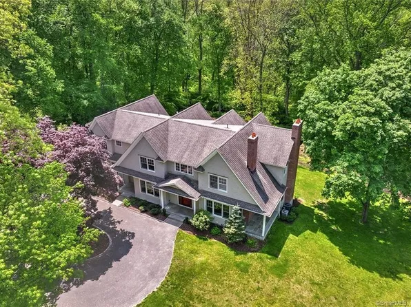 999 Merwins Lane, Fairfield, CT 06824