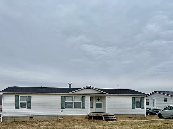 5th image of 1630 Blue Spruce Dr