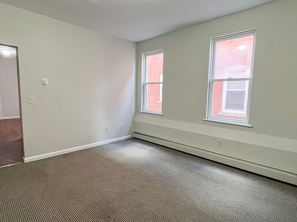 1st image of 158-160 Westland St #2E