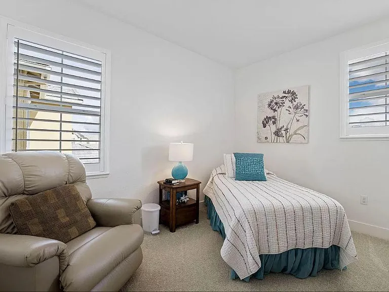 18277 Millbrook Ave — Photo 17