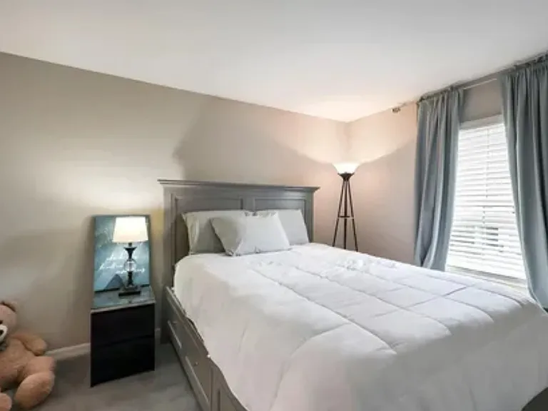 9731 Pembrooke Pines Dr — Photo 14
