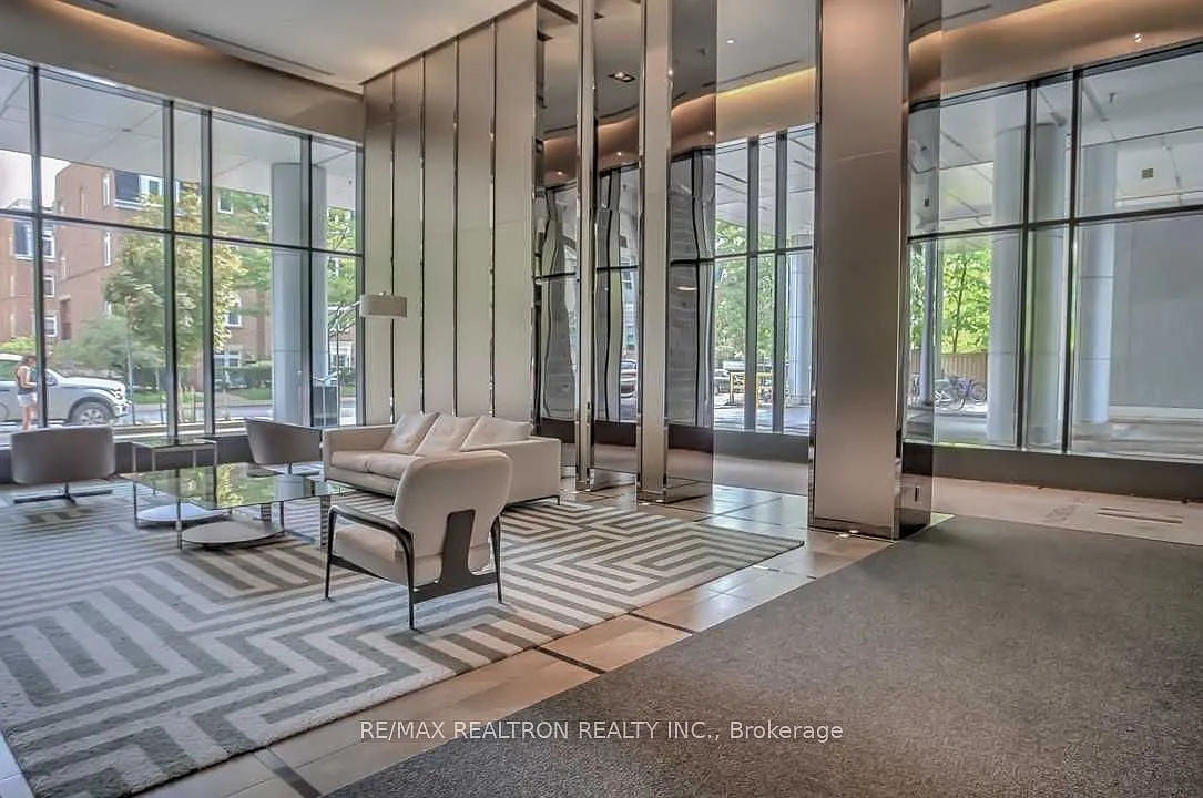 2 bed, $2,600 — Photo 2