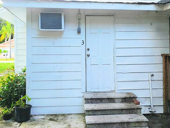 5th image of 2162 Willard St APT 3