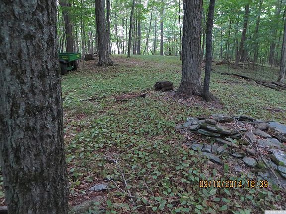3rd image of 139 Maple Drive