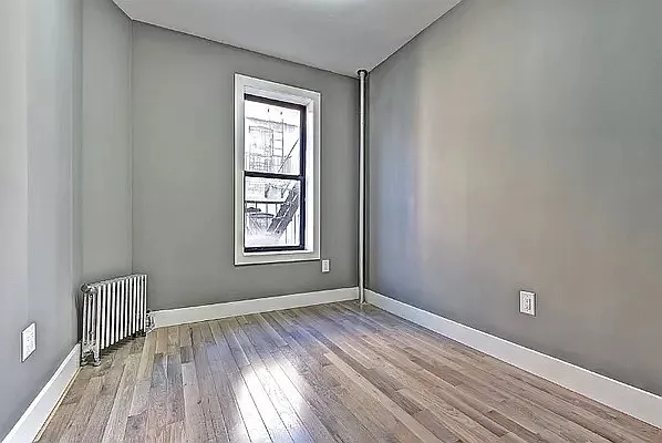 Rented by Executive Towers  | media 11