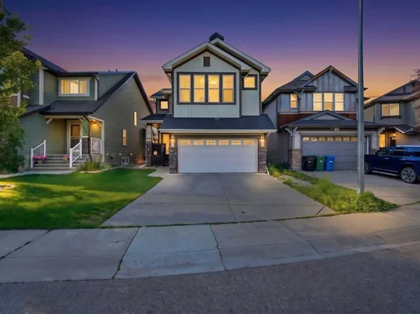 130 Auburn Glen Cir SE, Calgary, AB T3M 0K9