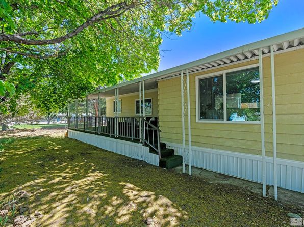1279 Kingslane Ct, Gardnerville, NV 89410