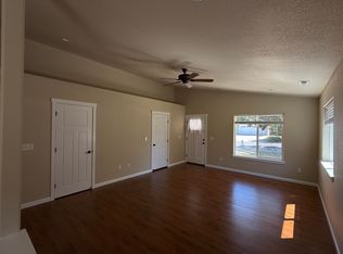 331 Isabell Dr, Medford, OR 97501