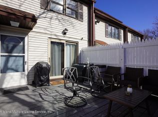 1978 Arthur Kill Rd, Staten Island, NY 10312