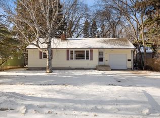 417 16th St S, Moorhead, MN 56560