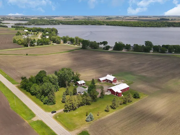 11278 Tagus Ave, Hutchinson, MN 55350