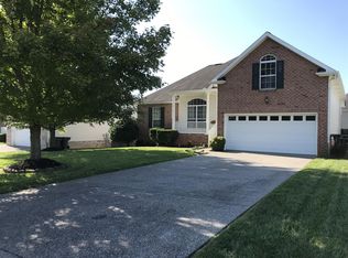 338 Remington Ave, Gallatin, TN 37066