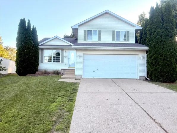 2825 SW Tradition Cir, Ankeny, IA 50023