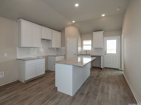 3rd image of 4286 Winston Way
