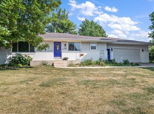 414 S Eastern Ave, Minier, IL