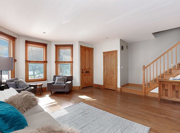 5th image of 907 South Blvd APT 1