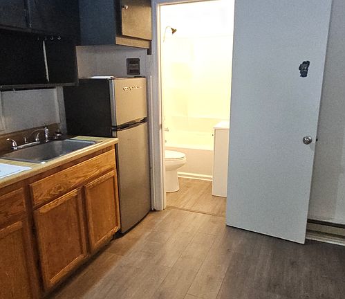 3rd image of 11840 Edmunds Dr
