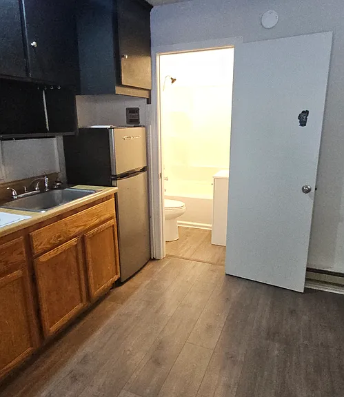 11840 Edmunds Dr — Photo 3