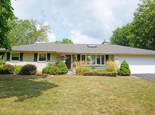 424 Andrews St, Mukwonago, WI 53149
