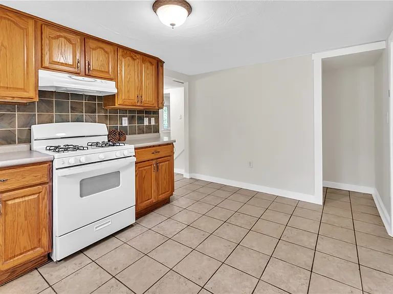 116 Purvis Ln — Photo 17