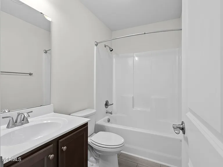 473 Sullivan Loop Rd — Photo 17
