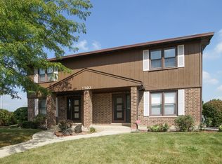 1360 W Byron Ave APT A, Addison, IL 60101