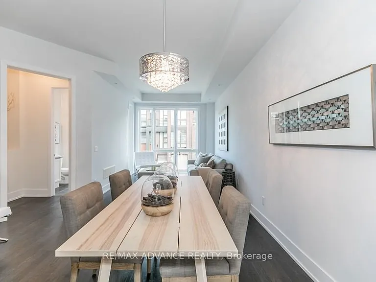 12 Cambray Rd — Photo 8