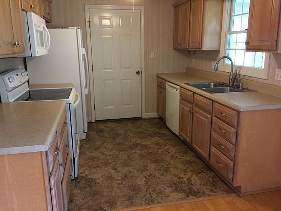 3rd image of 5007 Keithwood Dr SW