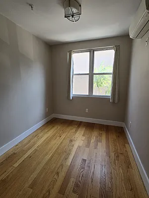 Rented by Sharpstone Realty LLC | media 4