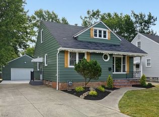 1257 Sunset Rd, Mayfield Heights, OH 44124