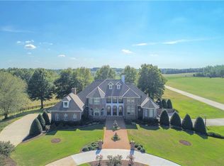 5680 S Black Rd, Clermont, GA 30527