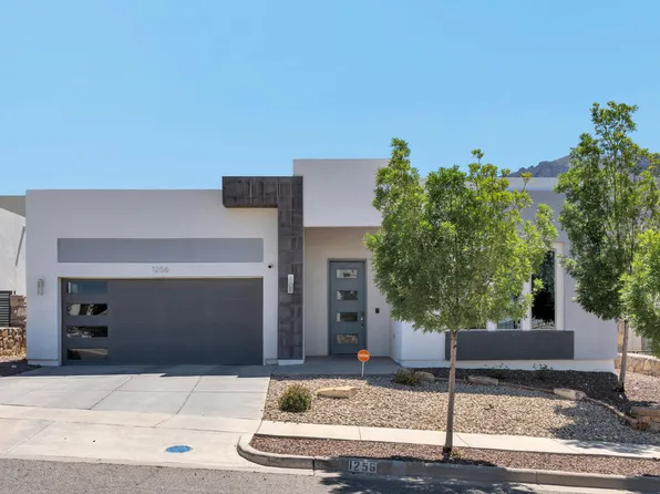 1256 Desert Night St, El Paso, TX 79912