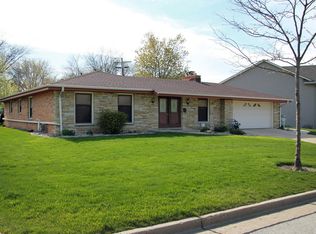 5561 S 22nd St, Milwaukee, WI 53221