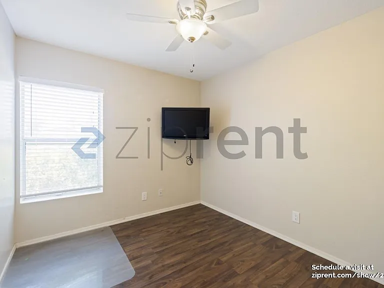 3858 E Dahlia Dr — Photo 16