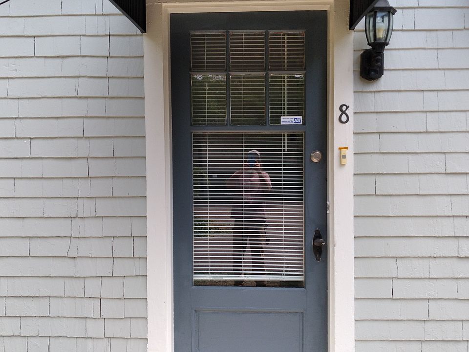 1st image of 1524 N Cascade Ave APT 8