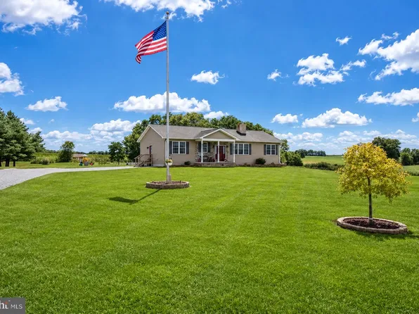 13237 Dusty Ln, Hagerstown, MD 21740