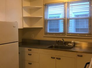 877 Farmington Ave #881-201, West Hartford, CT 06119