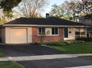 2037 Big Oak Ln, Northbrook, IL 60062