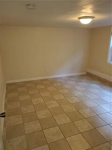 3821 Vincennes Pl — Photo 9