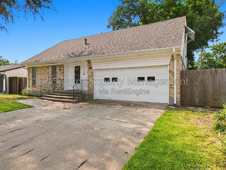4126 Justice Ln — Photo 3