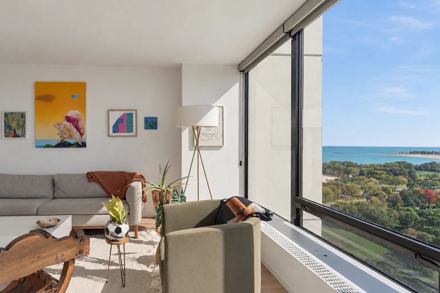 2 bed, 1330 sqft, $2,900 — Photo 4