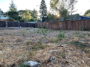 3853 Alameda De Las Pulgas, Menlo Park, CA
