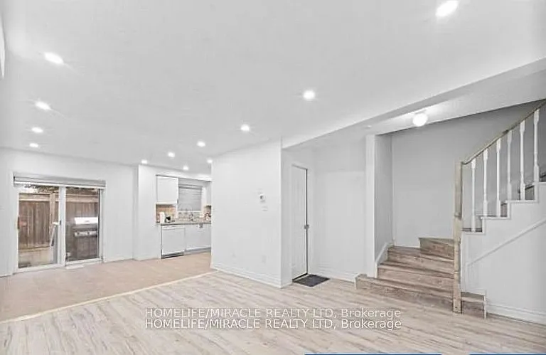 435 Middlefield Rd #42 — Photo 3