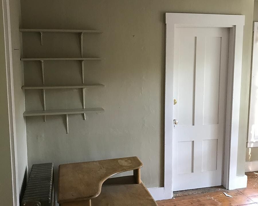 2nd image of 391 Front St #2