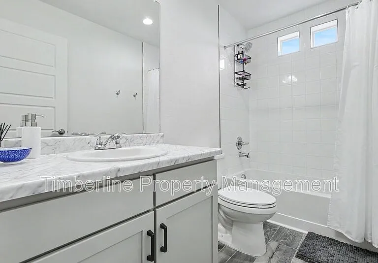 6020 Ashmore Ln — Photo 16