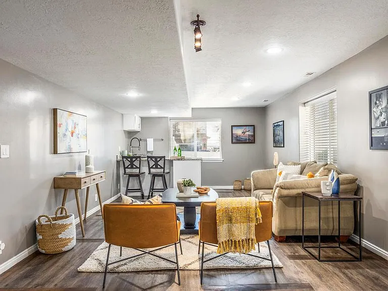 1003 E Fairway Dr — Photo 36