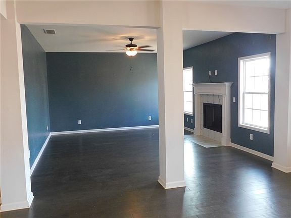 5th image of 1804 Solamere Ct