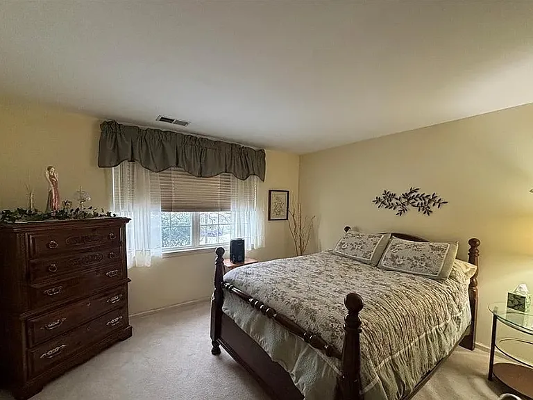 502 Briarwood Dr #A — Photo 7