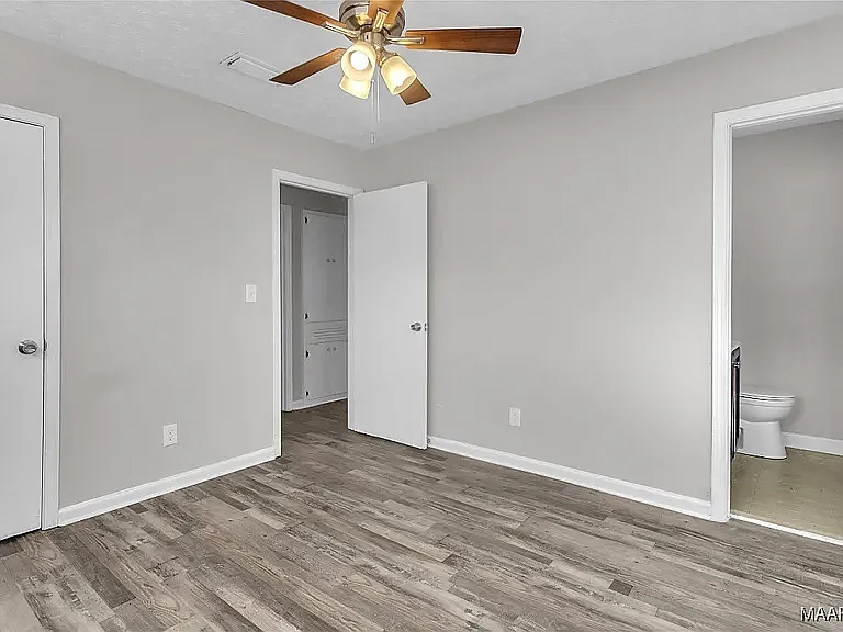 5321 Kevin Ct — Photo 17