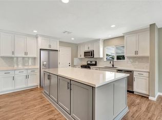 255 Frost Ct, Riverside, CA 92507